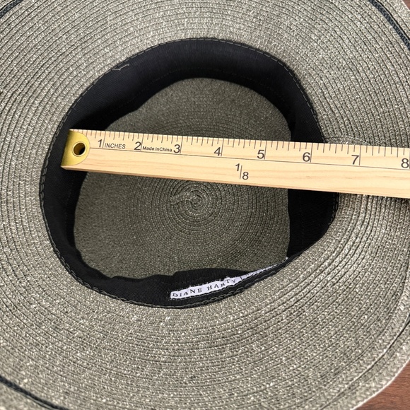 DIANE HARTY MILLINERY WOVEN STRAW HAT OLIVE GREEN WITH SIDE TWIST ARTISAN UNIQUE - Picture 7 of 9